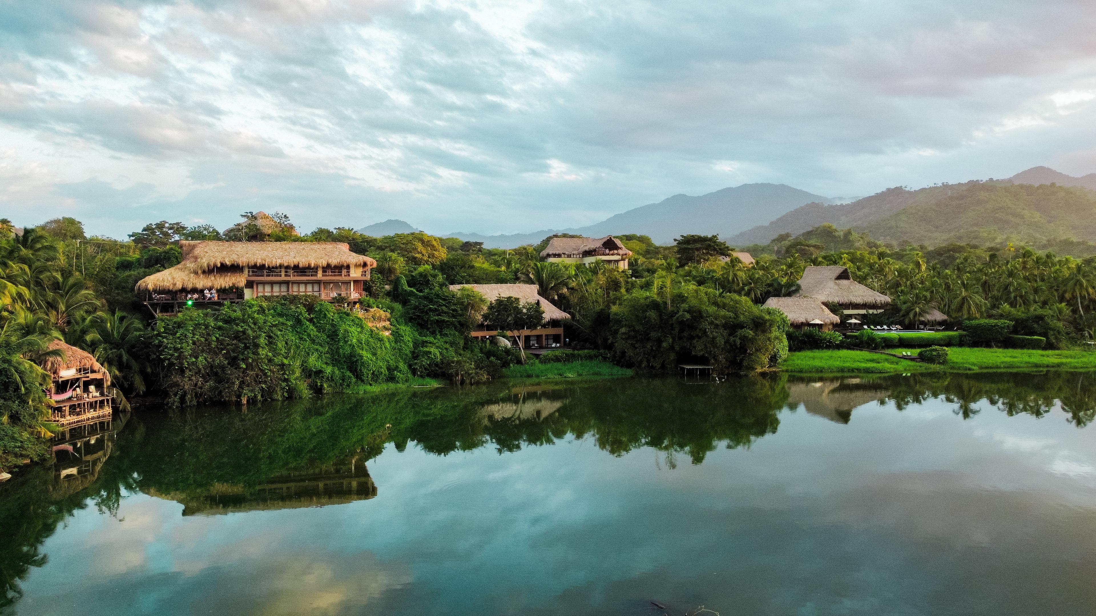 Hotels near by Piedras river. Santa Marta, Colombia